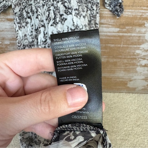 Anthropologie Marias Printed Chiffon Maxi Dress Neutral Boho Preppy Womens XS - Picture 7 of 8